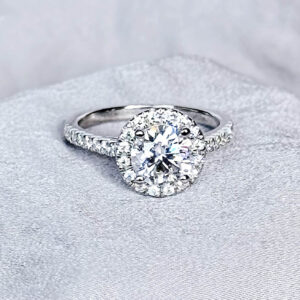 Anillo Marie Antoinette 10k moisanita 1.0ct con certificado GRA
