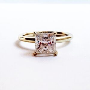 Anillo Catalina Moissanita Princesa 1.2ct con Certificado GRA