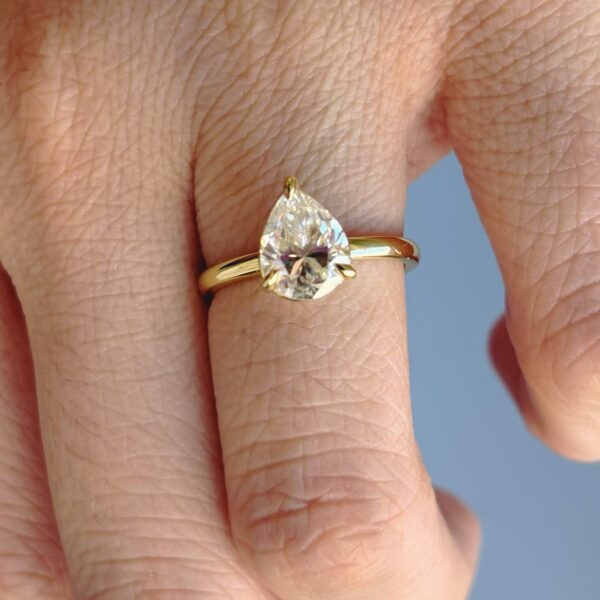 Anillo Olena 14k Moissanita Pera 2.0ct Con Certificado GRA - Image 7