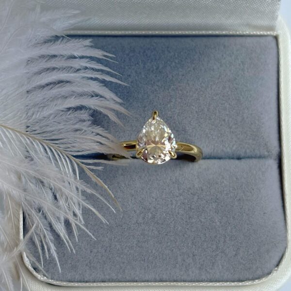 Anillo Olena 14k Moissanita Pera 2.0ct Con Certificado GRA - Image 5