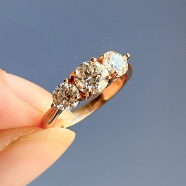 Anillo Triana 10k Moissanita 1.4ct Con Certificado GRA - Image 5