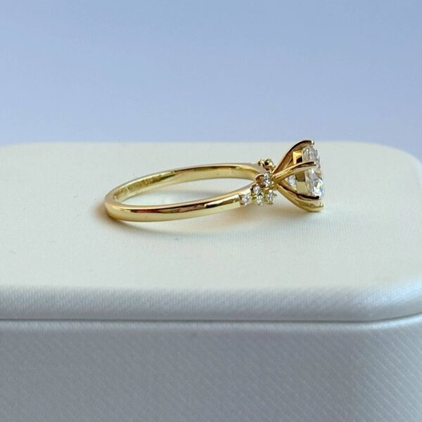 Anillo Dalia 10k moissanita 1.2ct con certificado GRA - Image 4