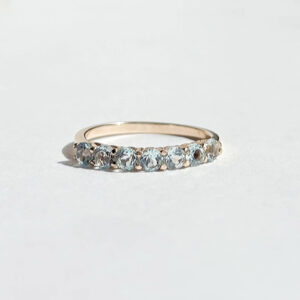 MEDIA CHURUMBELA EMMA TOPACIOS DE LA INDIA AZUL PASTEL 14K