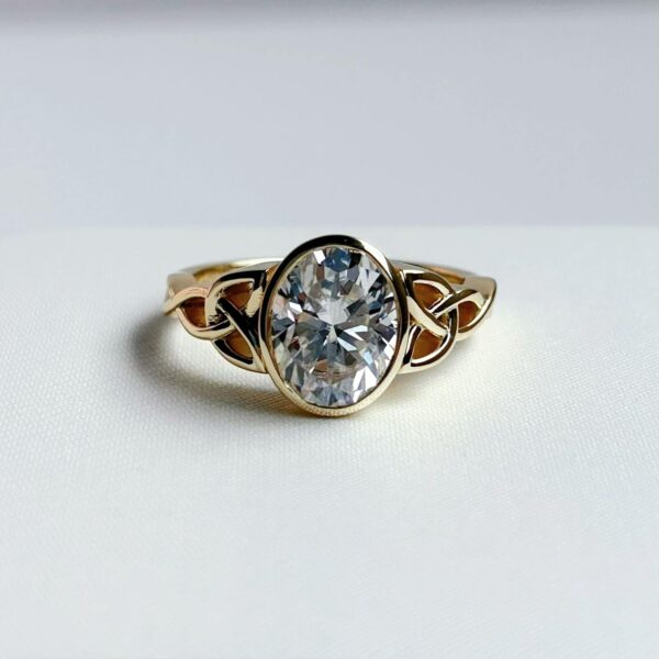 Anillo Minerva Moissanita Oval 2.0CT Con Certificado GRA - Image 2