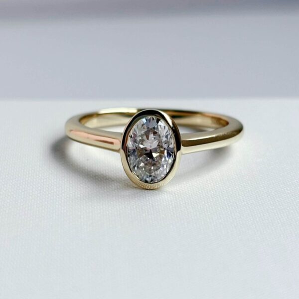 Anillo Leonora 14K Moissanita Oval 1.0CT Con Certificado GRA - Image 2