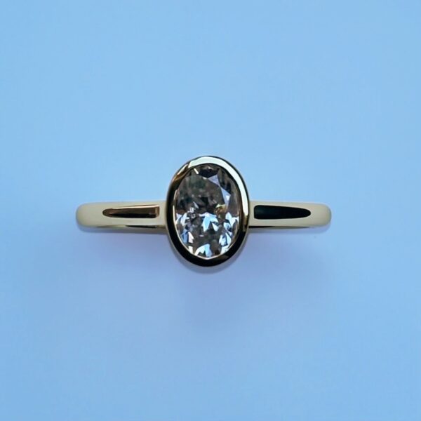 Anillo Leonora 14K Moissanita Oval 1.0CT Con Certificado GRA