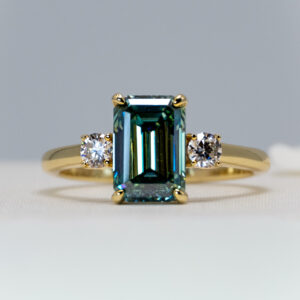 Anillo Camila Moisanita Cyan Esmeralda 2.5CT Con Certificado GRA