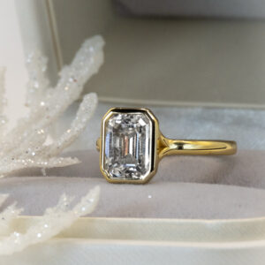 Anillo Alizée Moisanita Esmeralda 3.0CT Con Certificado GRA